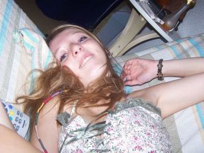 The red-haired beauty poses on the bed without panties, spread her legs. Thumbnail 16
