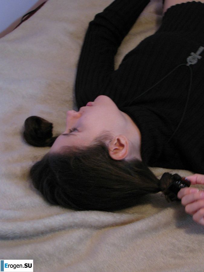 A pretty student is fingering a pussy and showing her labia. Part 2. Slide 25