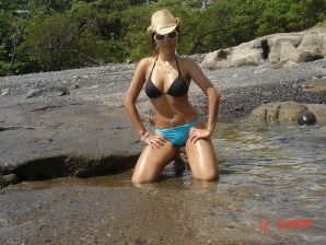 A woman with beautiful tits poses in a swimsuit and without it. Part 2. Thumbnail 36