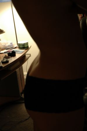 The dancer after work showed an elastic ass. Thumbnail 33