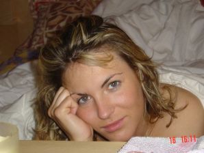 A mature woman changes into a schoolgirl and has sex. Thumbnail 1