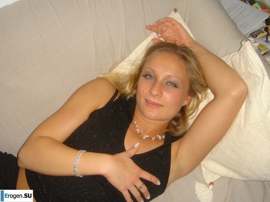 Cute blonde in pink panties showed tight boobs. Part 2. Slide 12