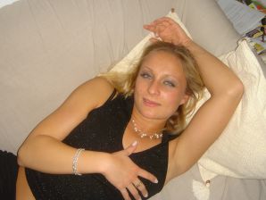 Cute blonde in pink panties showed tight boobs. Part 2. Thumbnail 12