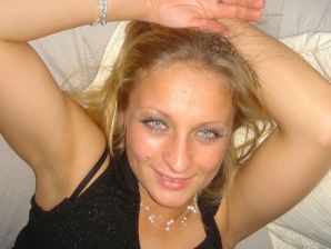 Cute blonde in pink panties showed tight boobs. Part 2. Thumbnail 9