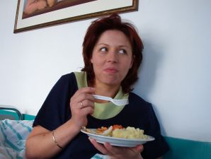 A tanned brunette with a firm body undressed and showed an intimate haircut. Thumbnail 1