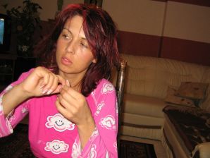 A tanned brunette with a firm body undressed and showed an intimate haircut. Thumbnail 3