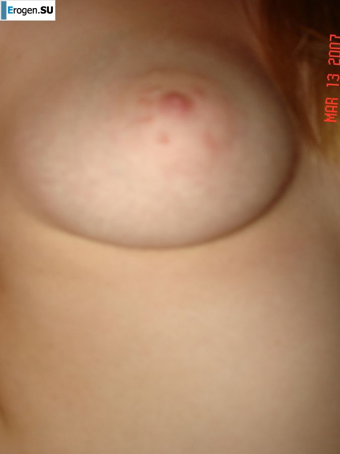 Appetizing blonde with lush hips took off her dress. Slide 27