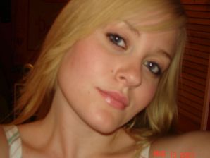 Appetizing blonde with lush hips took off her dress. Thumbnail 18