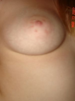 Appetizing blonde with lush hips took off her dress. Thumbnail 27
