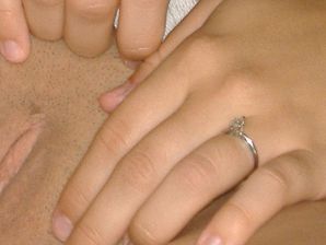 Chick spreads her legs and becomes cancer in the bath in front of her boyfriend. Thumbnail 8