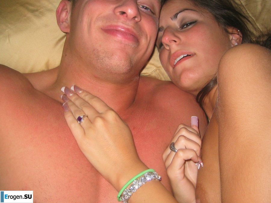 Oriental babe is having fun with her boyfriend naked. Part 3. Slide 26