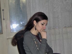 Oriental beauty shows the ass in clothes and without. Thumbnail 11
