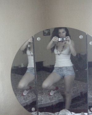 Oriental beauty shows the ass in clothes and without. Thumbnail 23