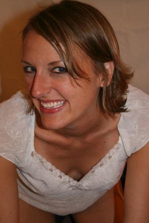 The young wife undressed and showed her fluffy and small tits. Thumbnail 43