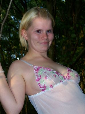 Appetizing magnificent blonde spread her legs right on the grass. Part 2. Thumbnail 10
