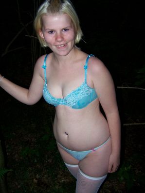 Appetizing magnificent blonde spread her legs right on the grass. Part 2. Thumbnail 29