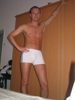 A young blonde in stockings spreads her legs on the sofa. Thumbnail 40