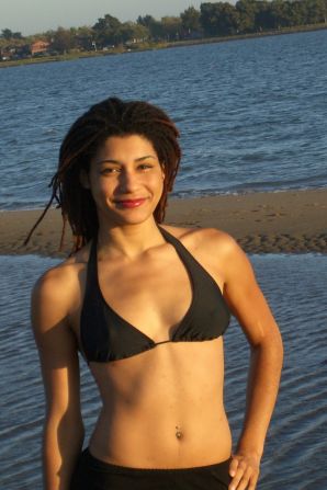 Sexy mulatto with neat breasts bared her ass. Thumbnail 10