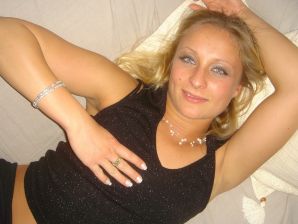 Cute blonde in pink panties showed tight boobs. Part 3. Thumbnail 22