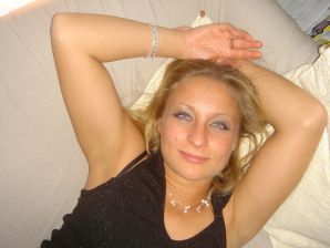 Cute blonde in pink panties showed tight boobs. Part 4. Thumbnail 12