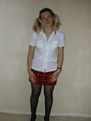 A blonde with a thin waist poses in front of her husband in the car and at home. Part 3. Thumbnail 26