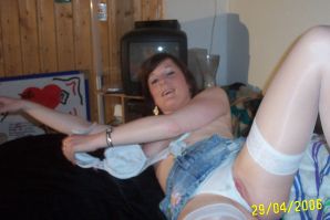 Student took off her panties and showed her wet labia. Thumbnail 2