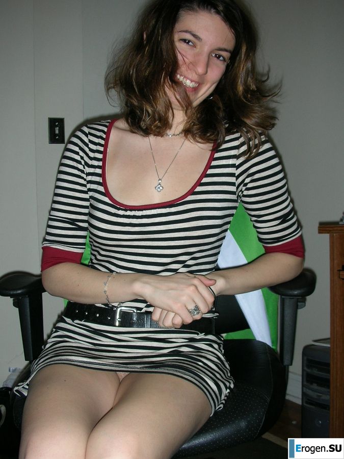 A young woman in red drank and undressed on camera. Part 2. Slide 27