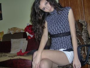 Oriental beauty shows the ass in clothes and without. Part 2. Thumbnail 39