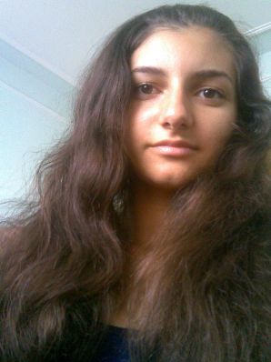 Charming chernovlaska makes a boner to her boyfriend. Thumbnail 1