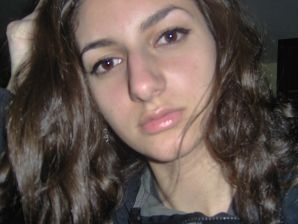 Charming chernovlaska makes a boner to her boyfriend. Thumbnail 22