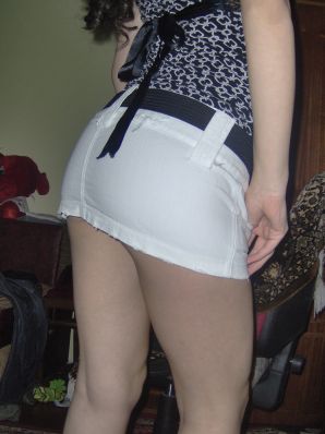Charming chernovlaska makes a boner to her boyfriend. Thumbnail 36