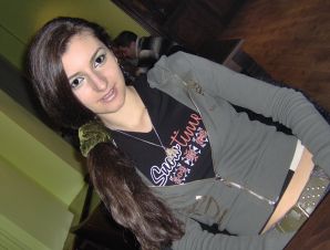 Charming chernovlaska makes a boner to her boyfriend. Thumbnail 8