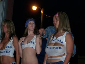 Luxurious blondes with magnificent breasts caress each other and expose themselves. Part 4. Thumbnail 27