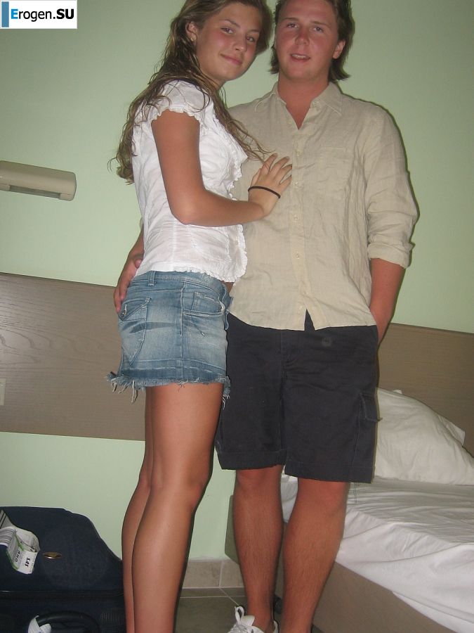Girl having fun with a guy on vacation - shows her ass and chest. Part 2. Slide 46