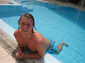 Girl having fun with a guy on vacation - shows her ass and chest. Part 2. Thumbnail 21