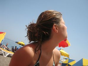 Girl having fun with a guy on vacation - shows her ass and chest. Part 2. Thumbnail 33