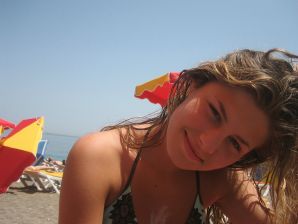 Girl having fun with a guy on vacation - shows her ass and chest. Part 2. Thumbnail 35