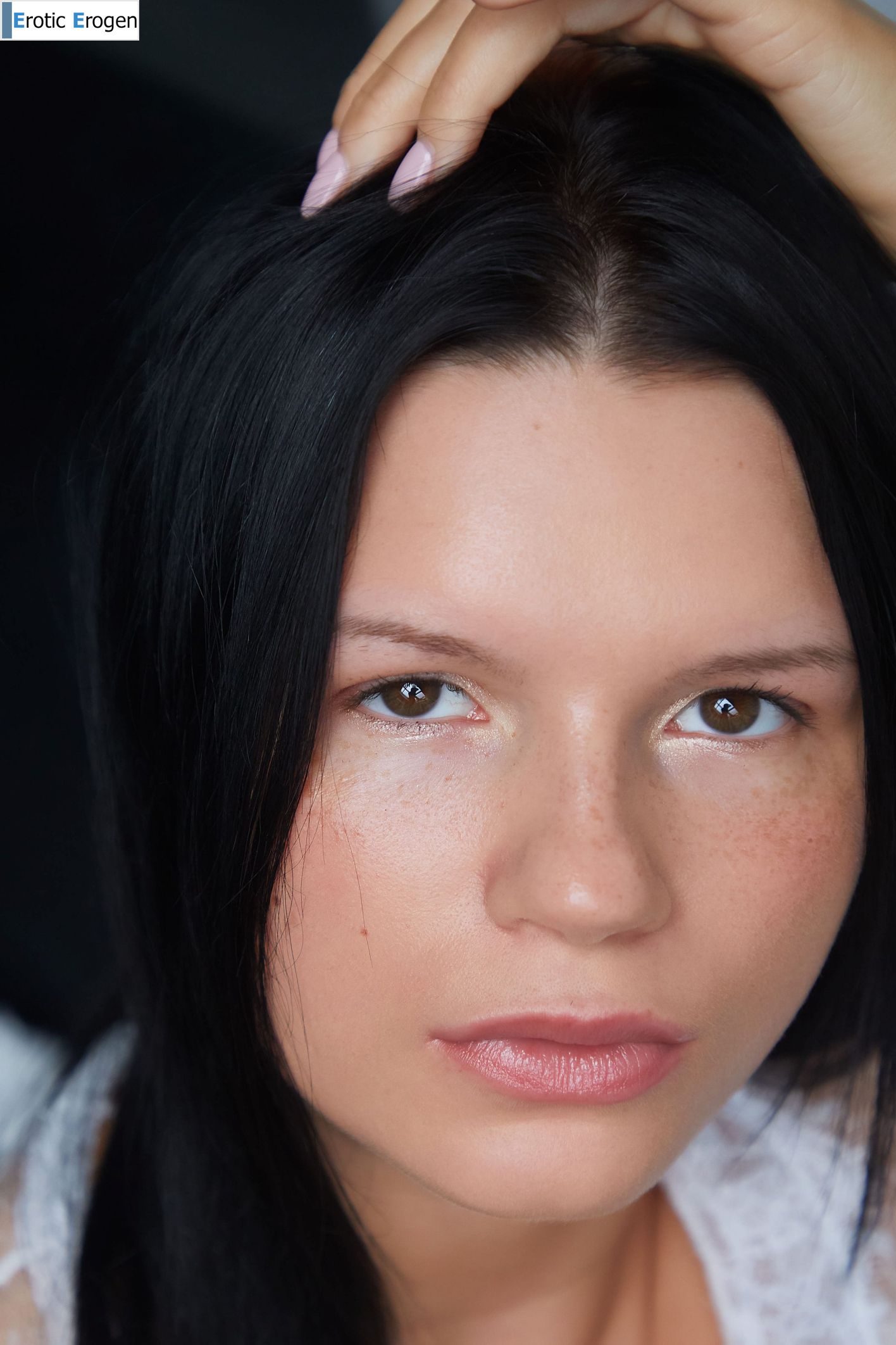 Katarina Rina in Breast Features. Слайд 5