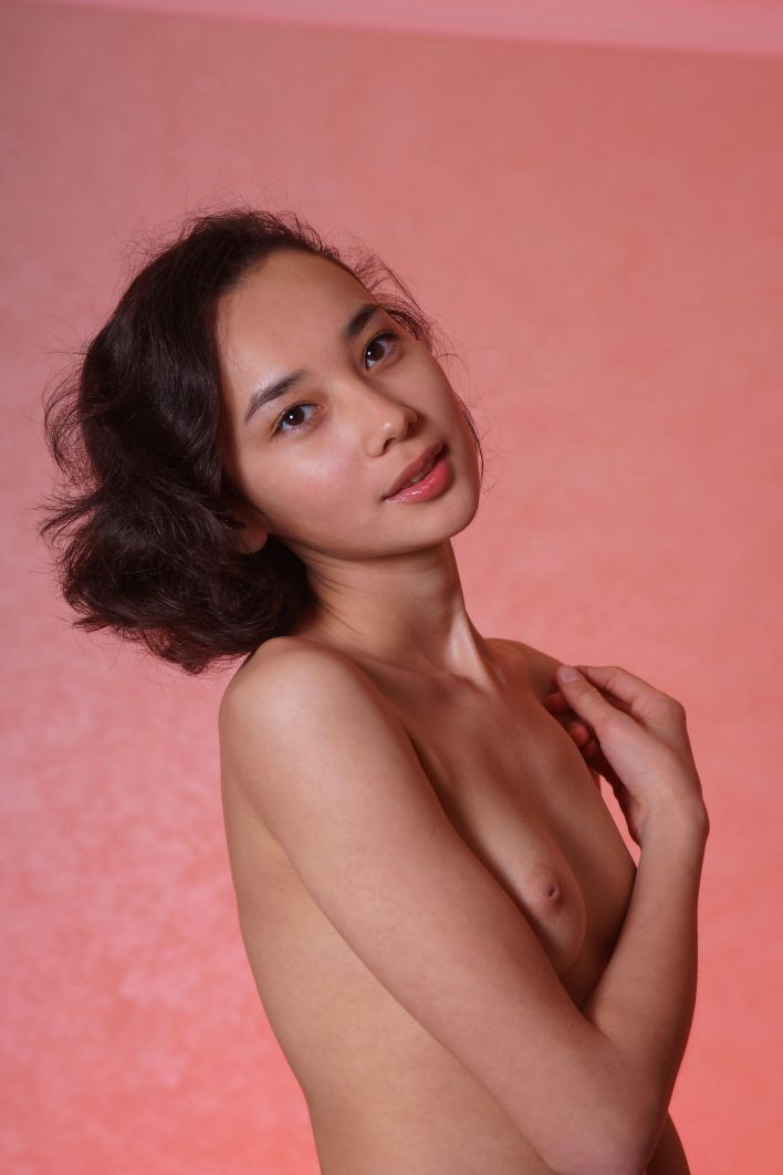Djessy in Naked Woman. Thumbnail 20