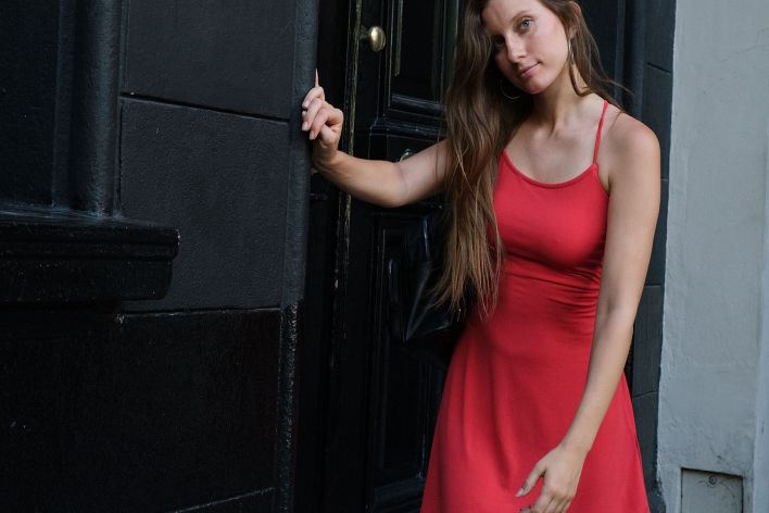 Julie Bernal in Thank You Red. Миниатюра 30