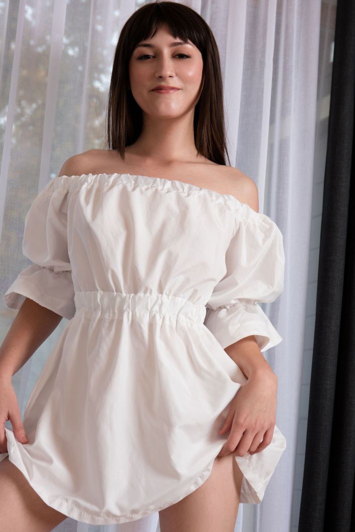 Cora in Sheer Drapes. Миниатюра 3
