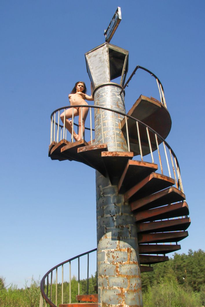 Gea A in Stairs To The Top. Миниатюра 31