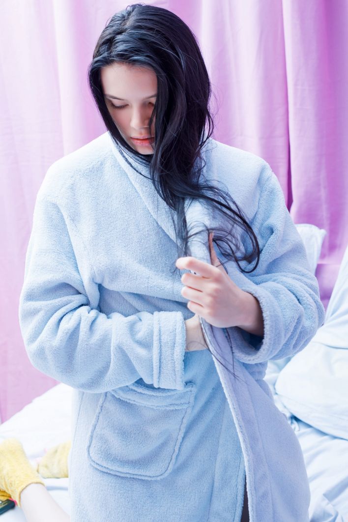Ariana Mun in Casameu. Миниатюра 1
