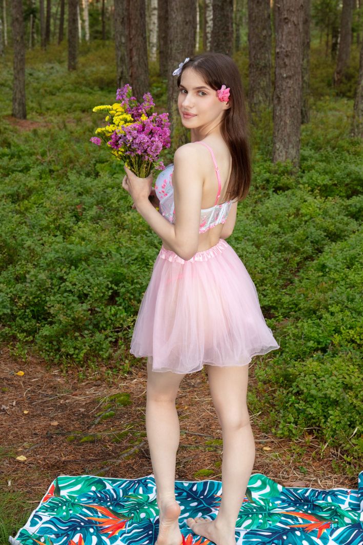 Silky in Forest Secret. Миниатюра 3