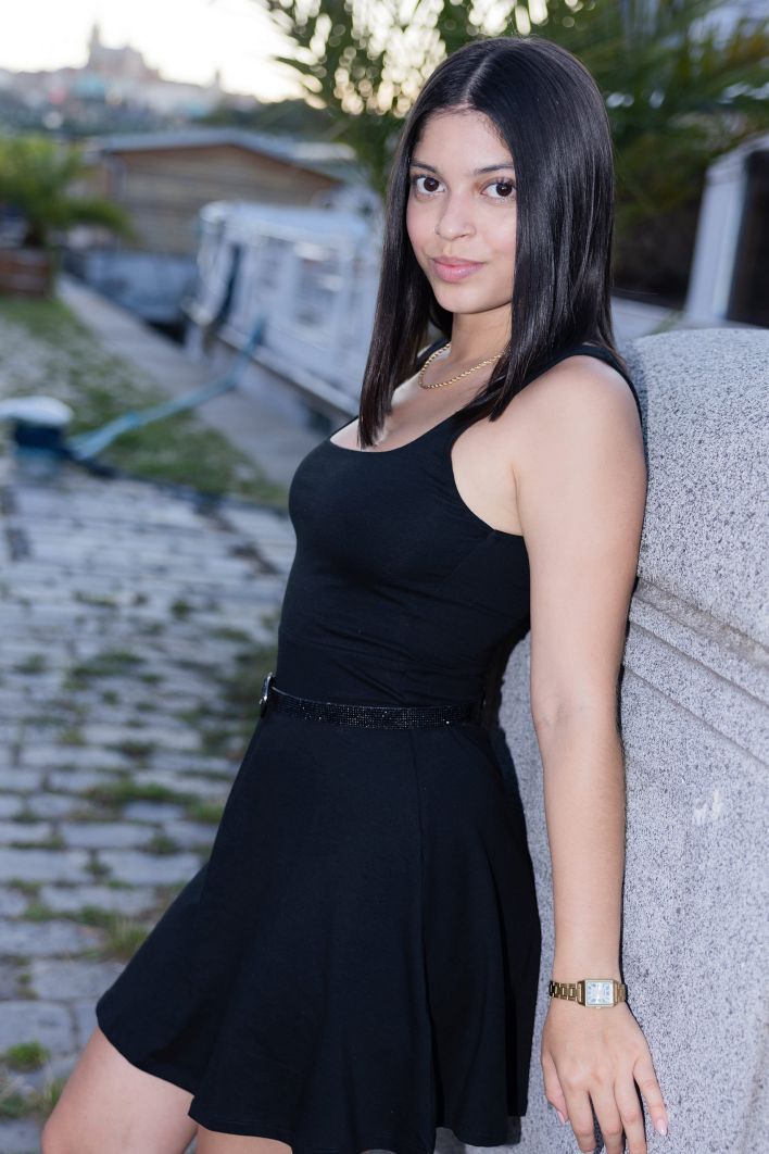 Gia Rosse in First Walk. Миниатюра 2