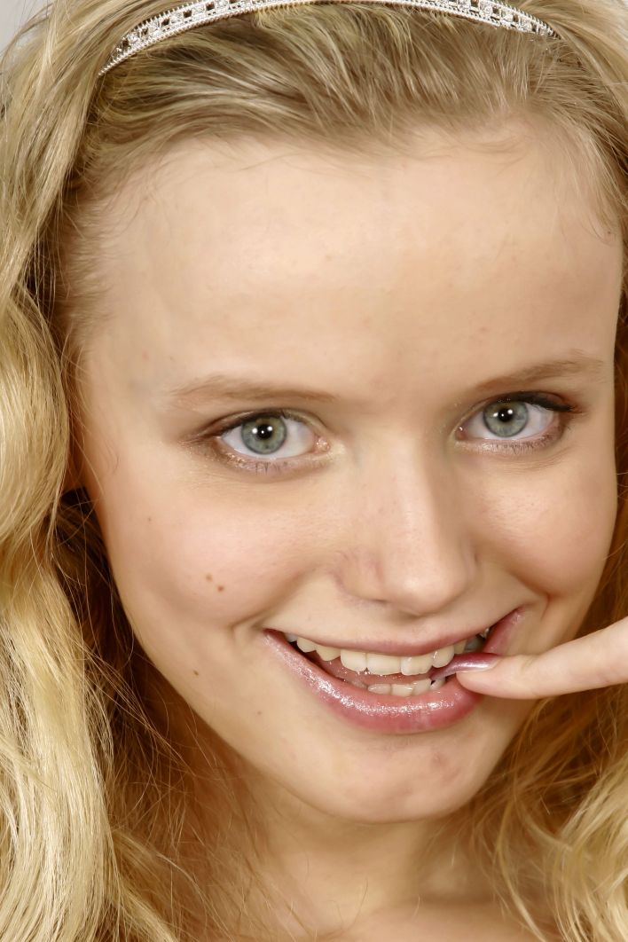 Yana F in Hot Girl Touching. Thumbnail 40
