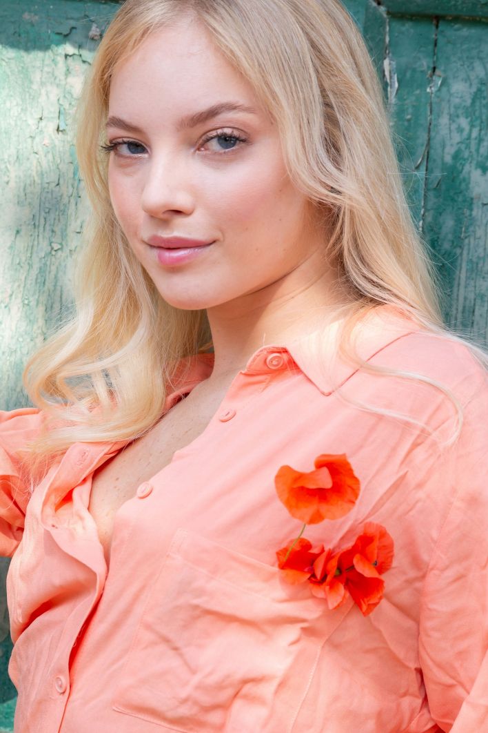 Bella Spark in Sun Shadows. Миниатюра 3