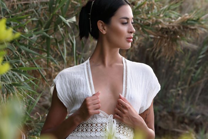 Aria in Soulful Seduction. Thumbnail 1
