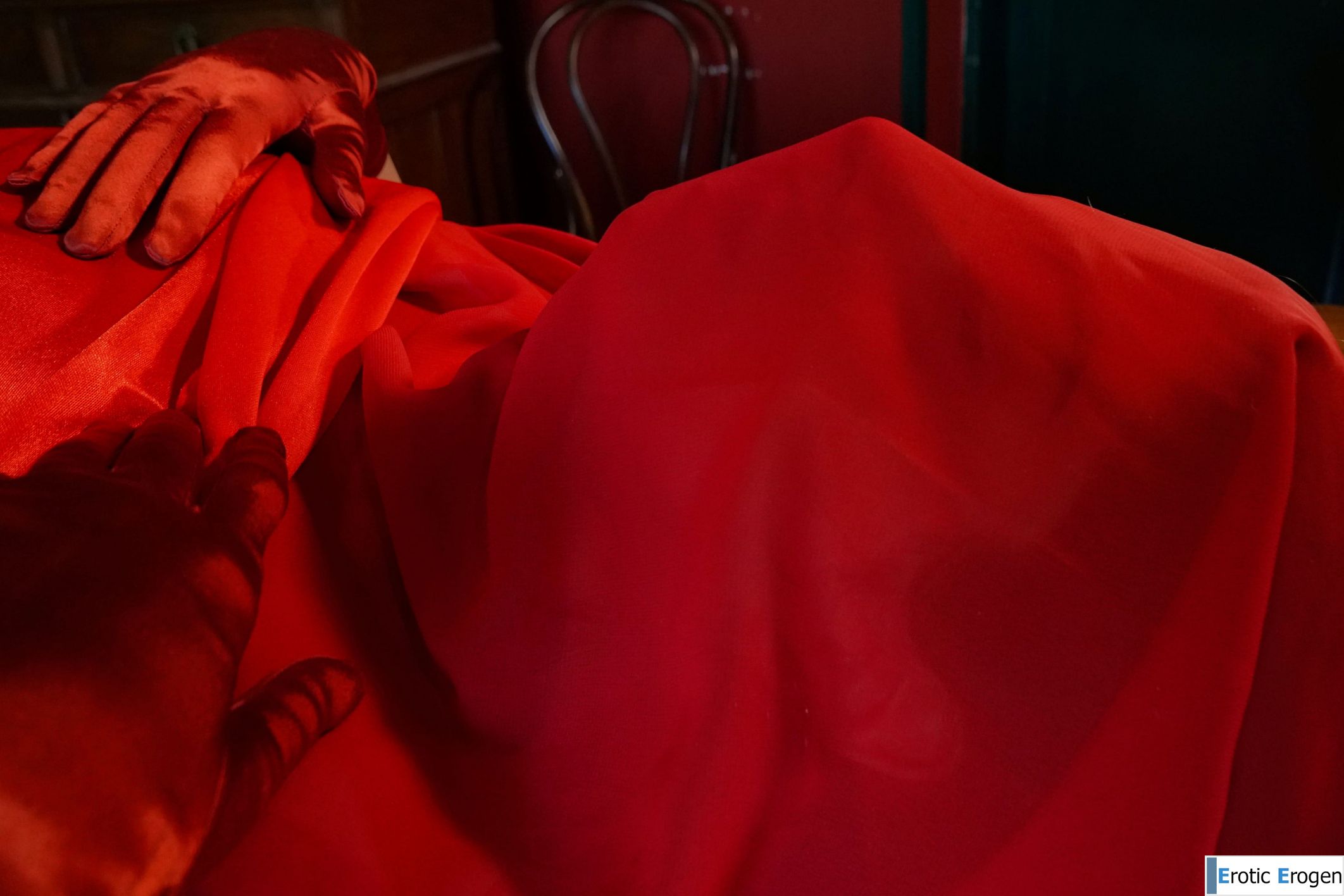 Arissa in Red 1. Слайд 1