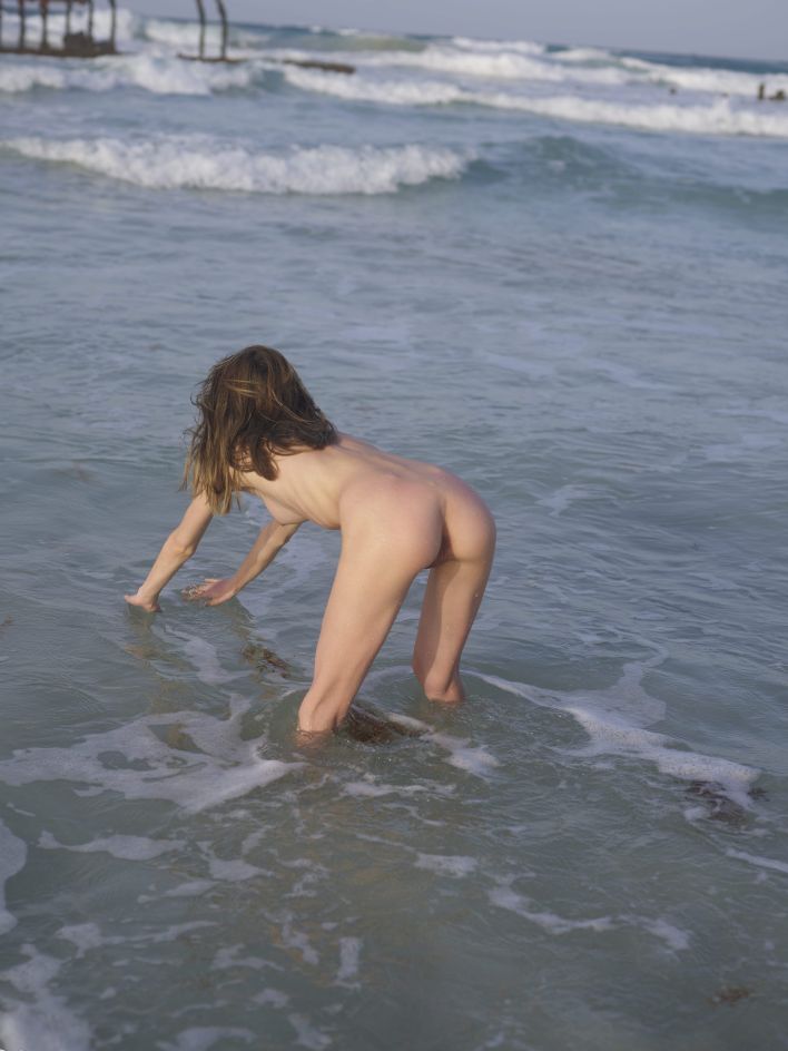 Proserpina in Atlantic Ocean. Thumbnail 25